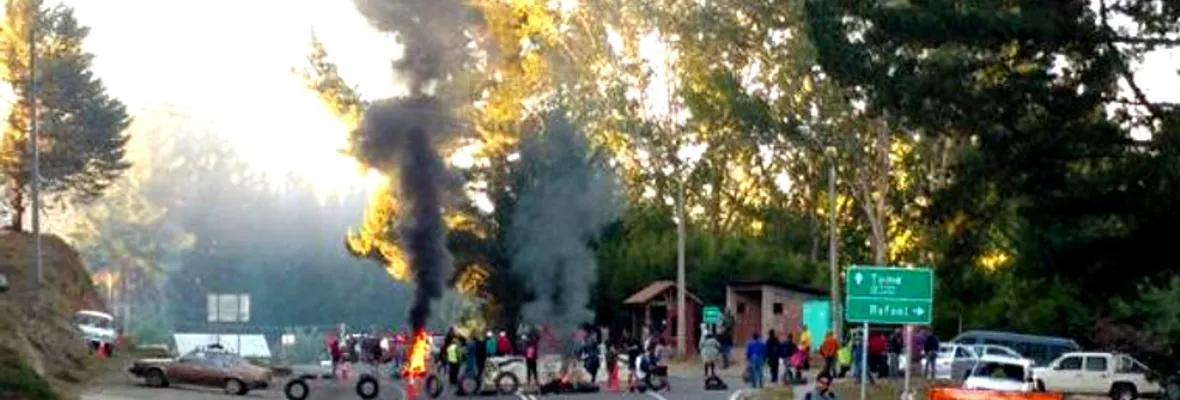 Barricadas en Rafael: vecinos se oponen a que se les quite la única ambulancia del pueblo