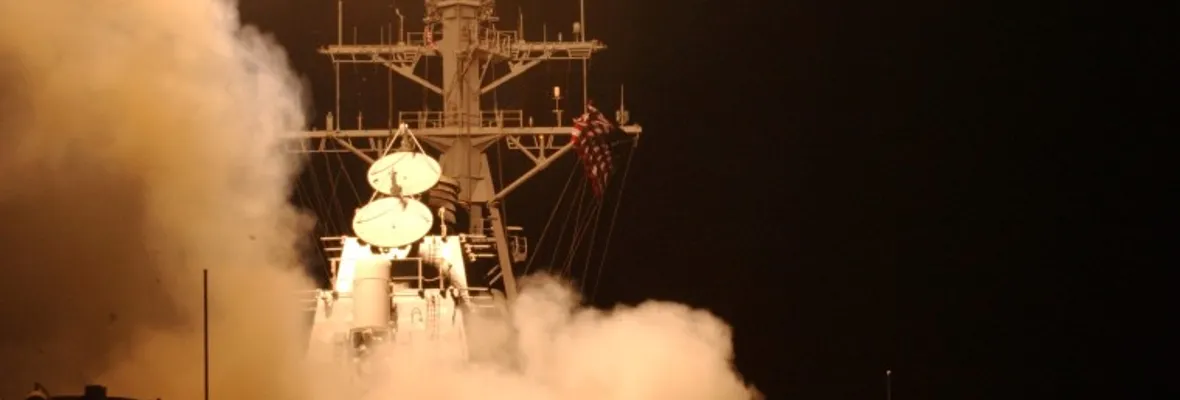 [VIDEO] Estados Unidos ataca con decenas de misiles crucero a una base militar siria