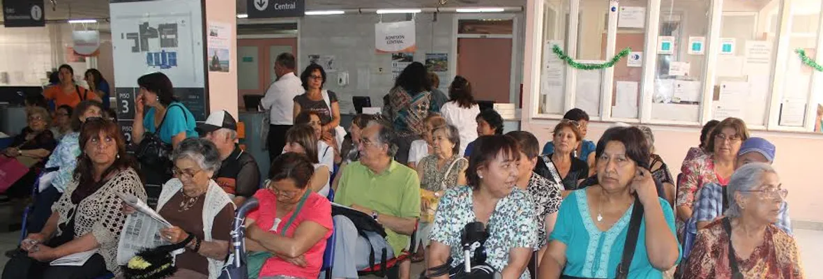 Salud para pobres: Cerca de dos millones de personas en listas de espera