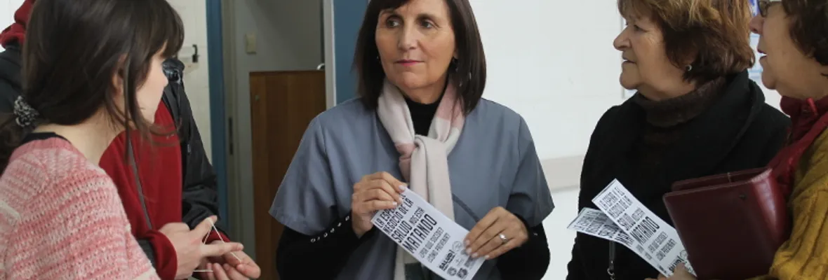 Realizan campaña contra el negocio y las esperas en la salud