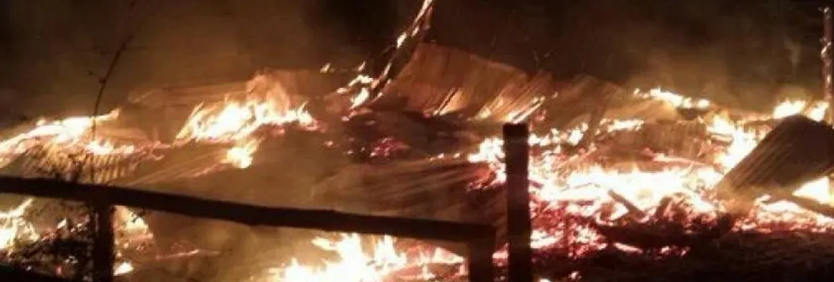 Incendian 3 iglesias en La Araucanía exigiendo libertad a los presos políticos mapuche en Huelga de Hambre