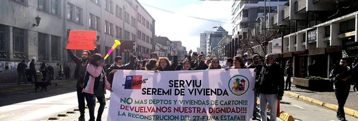 Vecinos afectados por malas políticas habitacionales se manifiestan en Concepción