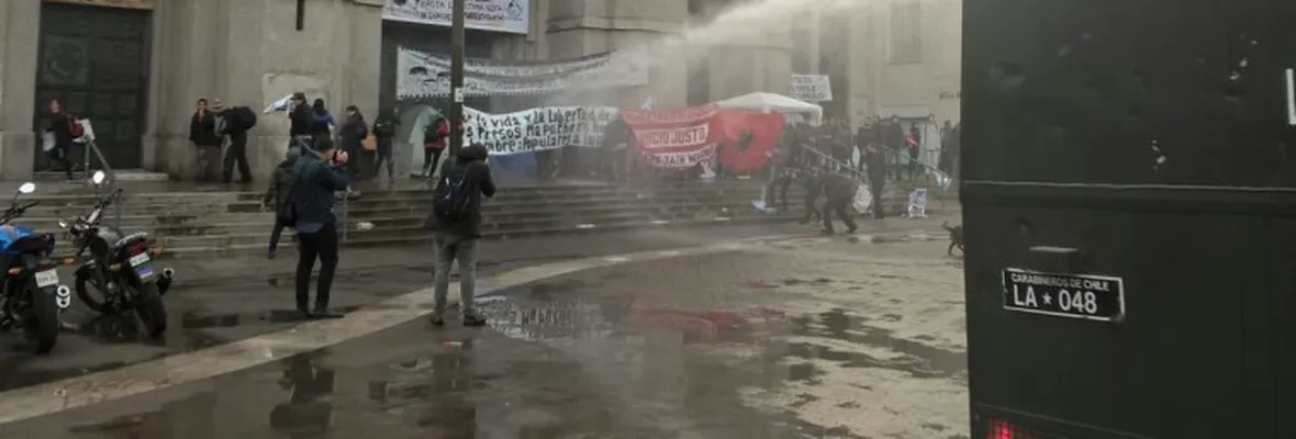 FF.EE. reprimen marcha y campamento en apoyo a presos mapuche a 111 días en huelga de hambre