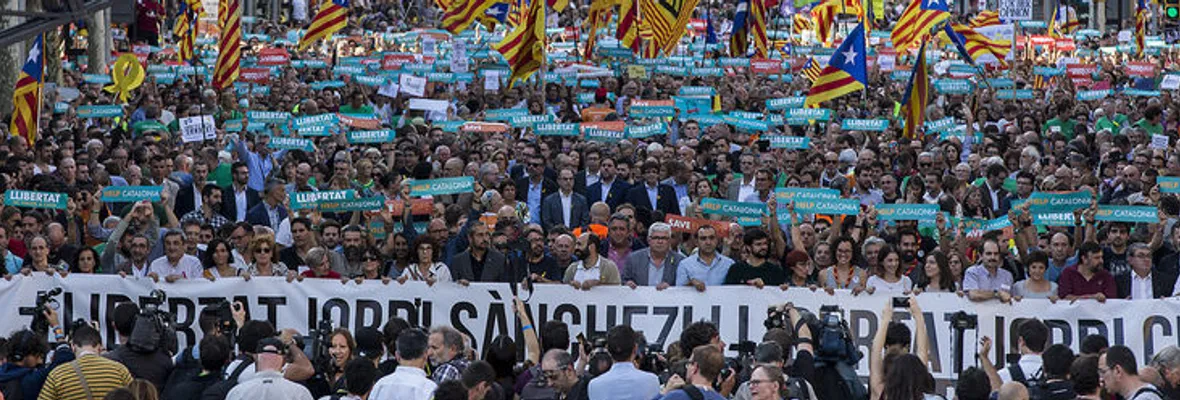 Estado Español anuncia la intervención de Cataluña ante el silencio de Europa