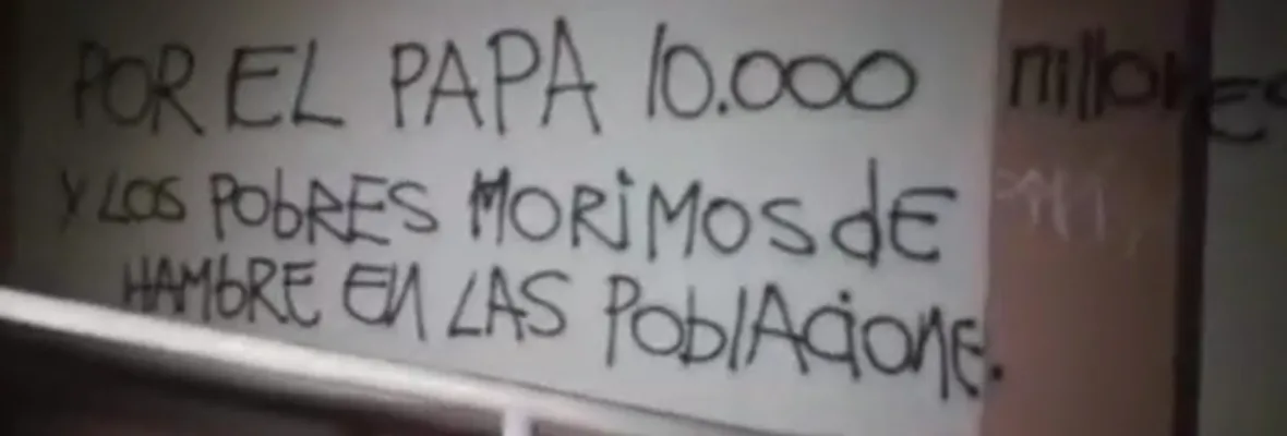 Intentan incendiar Iglesia San Francisco en Talca: consignas eran contra el Papa
