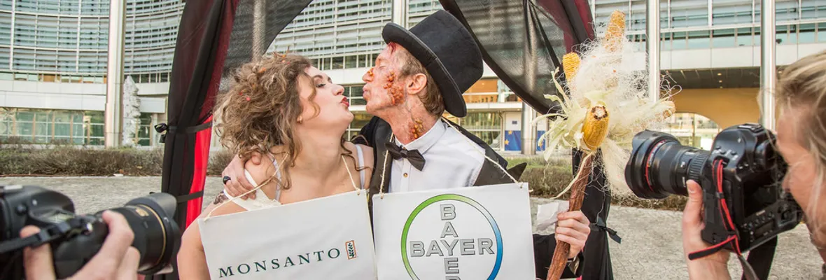 Continúa desplome de las acciones de Bayer luego de fallo que sancionara que uno de sus herbicidas produciría cáncer