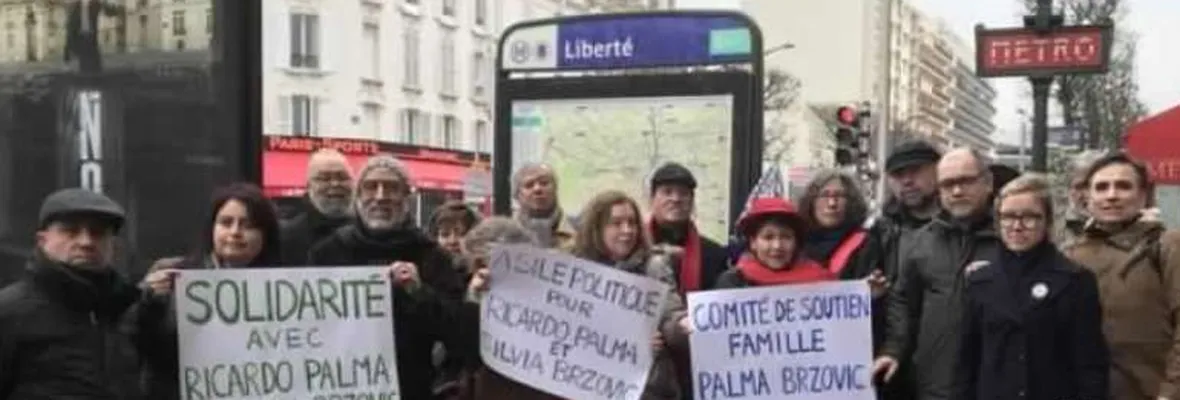 Chilenos en Francia se manifiestan para pedir asilo político de Ricardo Palma Salmanca y Silvia Brzovic