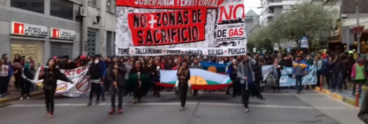 Marchan en Concepción contra terminales de gas y termoeléctricas en Biobío y Ñuble