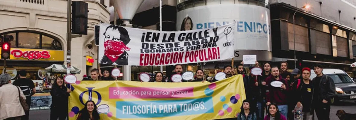 Profesorado y estudiantes de filosofía rechazan intento de sacar la asignatura del plan común de estudios