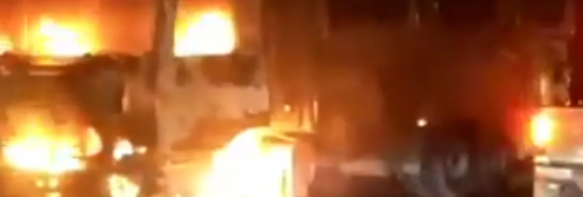 Un camión quemado en Contulmo, Provincia de Arauco, se registró durante esta madrugada
