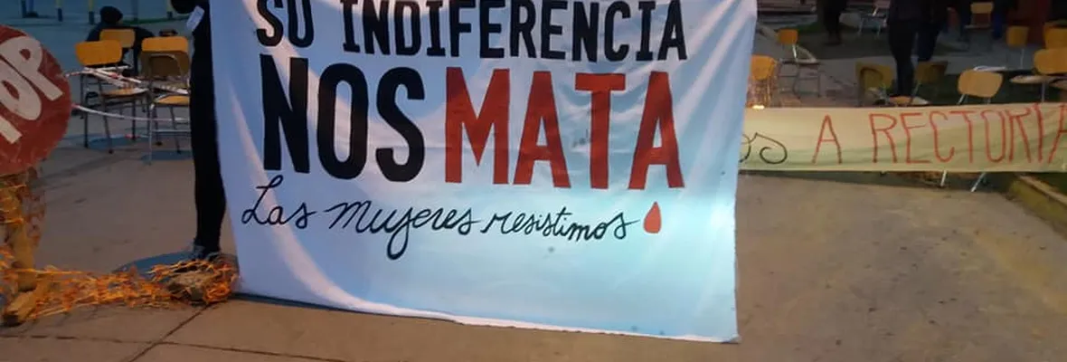 Estudiantes bloquean accesos a la UdeC exigiendo solución a demandas de las mujeres del campus