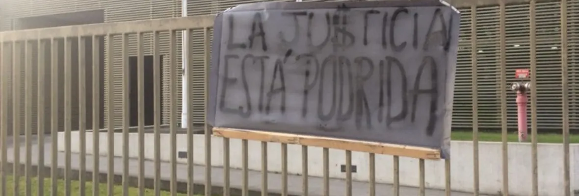 Interrumpen el tránsito en Concepción exigiendo libertad de los condenados en el caso Luchsinger Mackay