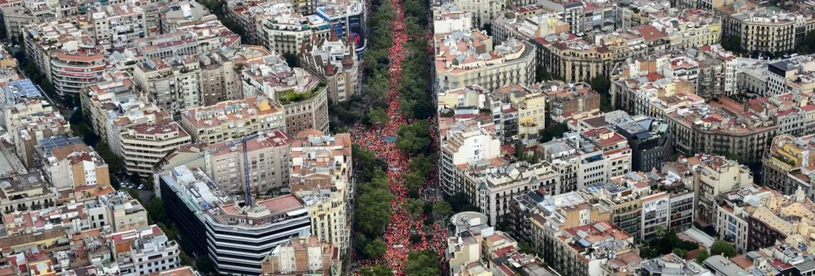 Cerca de un millón de manifestantes reclama la independencia de Cataluña