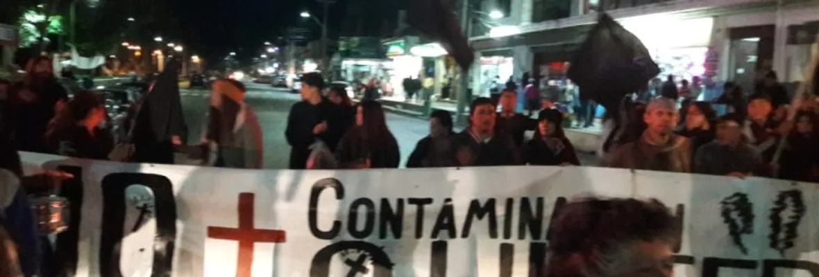 Cacerolazo en protesta contra la contaminación y el levantamiento de la alerta amarilla en Quintero