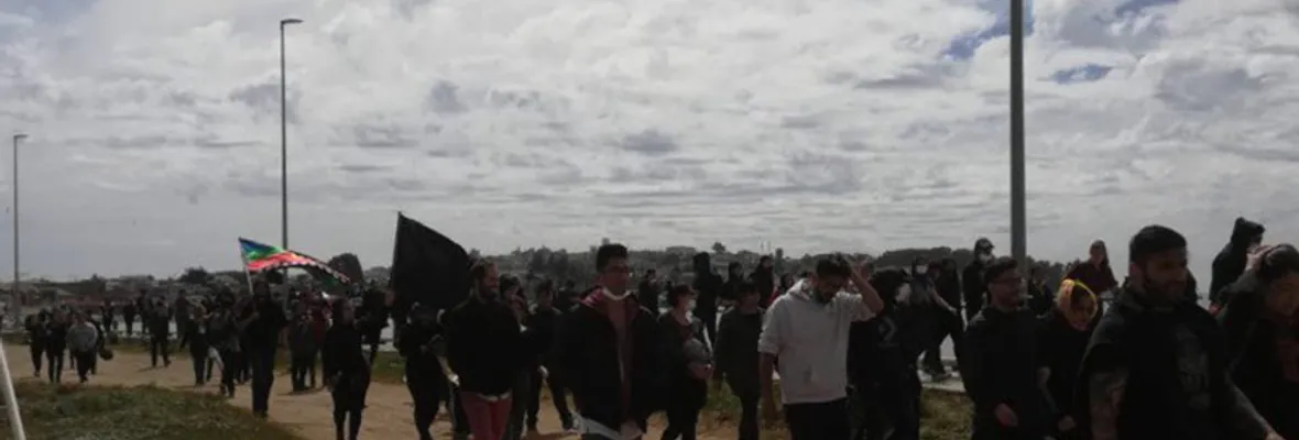 Marcha, enfrentamientos y represión a manifestantes contra la contaminación en Quintero y Puchuncaví