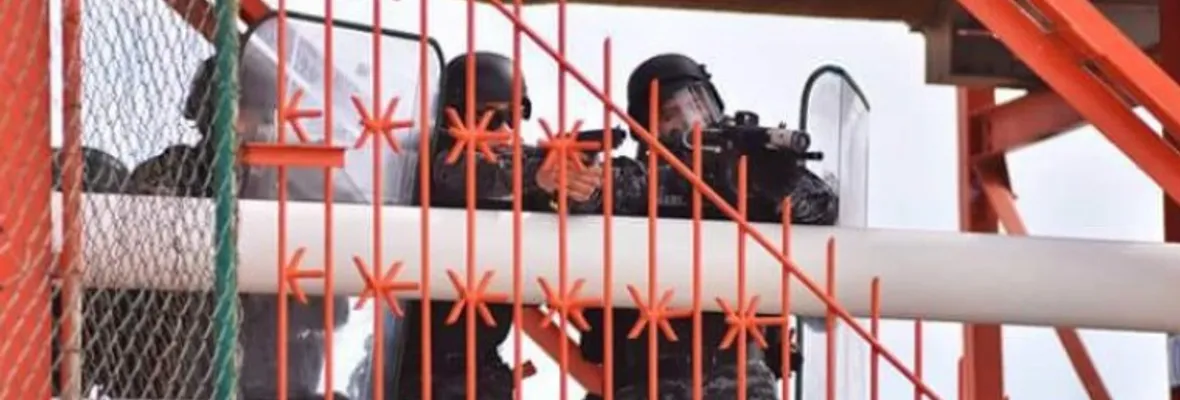 Efectivos de la Armada dispararon balines a manifestantes en playa de Ventanas