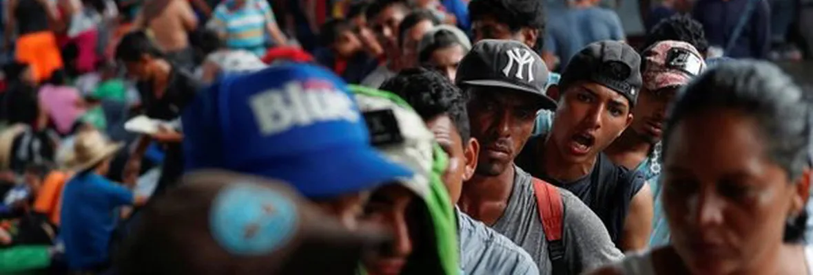 Nueva “caravana de migrantes” cruza frontera sur de México rumbo a EEUU mientras una tercera salió de El Salvador