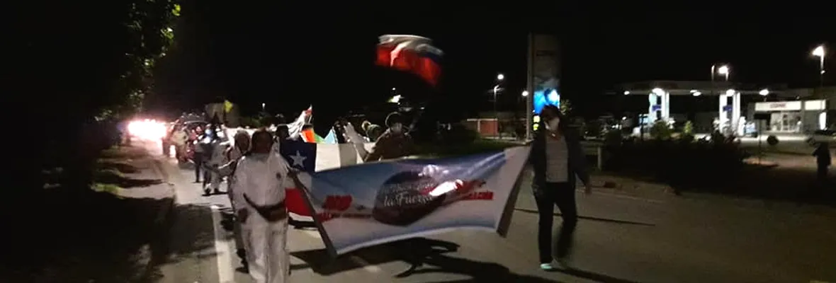 Protesta nocturna en Nacimiento contra contaminación de celulosa Santa Fe de CMPC