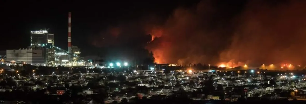 Incendios simultáneos afectaron 5 comunas en el Biobío: este martes continuarán altas temperaturas