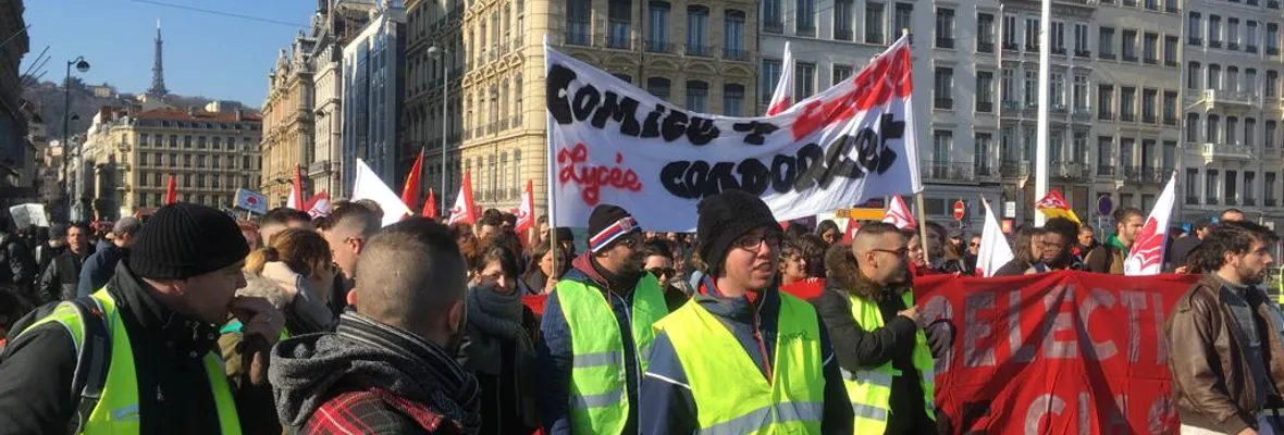 Miles protestando en las calles francesas marcaron la jornada de ayer: ¿Hacia dónde va Francia?
