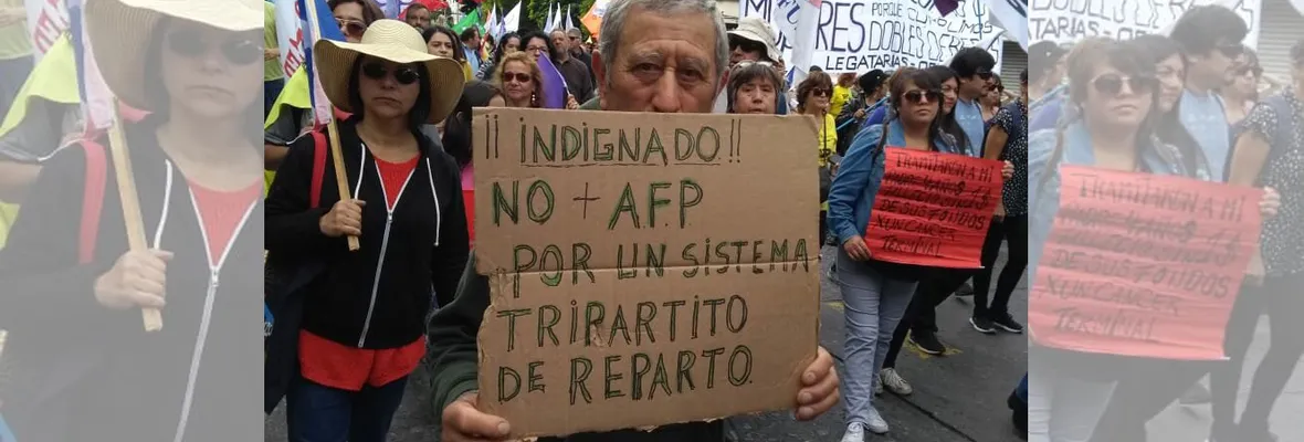 IMÁGENES | Miles de personas marcharon por un Sistema de Reparto, solidario y tripartito ante la crisis provocada por las AFP