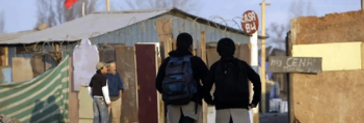 Investigan la relación entre posición socioeconómica y educación en la infancia con enfermedades crónicas en la adultez en Chile