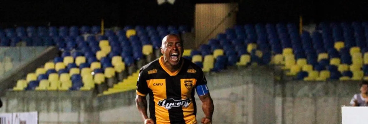 De la noche aurinegra a la identidad ferroviaria