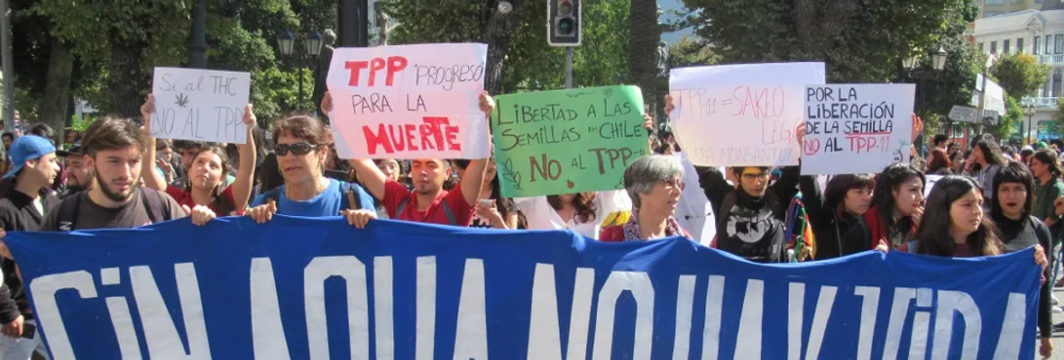 En Valparaíso marchan por la recuperación del agua y el fin de la contaminación