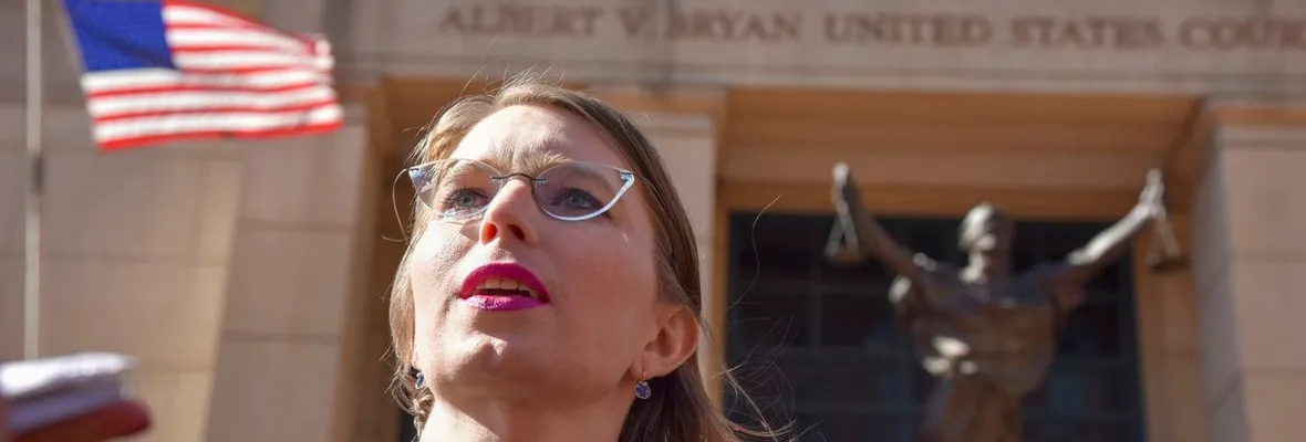 Chelsea Manning, analista de inteligencia acusada de colaborar con WikiLeaks, es liberada tras 62 días de prisión