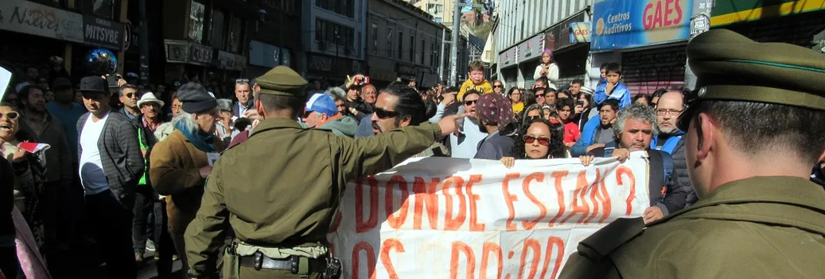 Organizaciones de DDHH protestaron este 21 de mayo denunciando los crímenes de lesa humanidad de la Armada