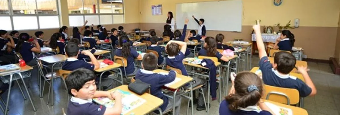 Una vuelta prematura a clases podría disparar contagios de COVID-19 en Chile