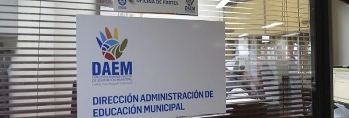 Alcalde de Arauco justifica altos sueldos de funcionarios DAEM: anomalía se repite en Los Ángeles