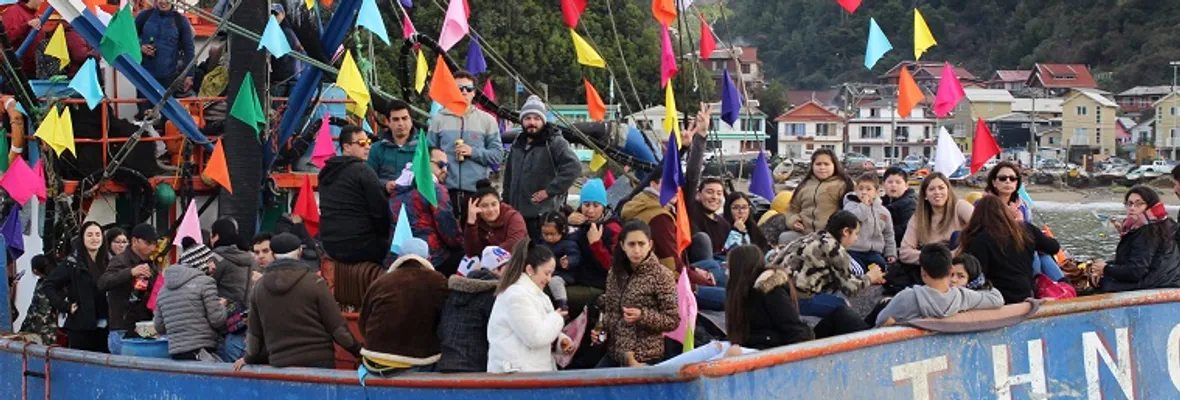 [Especial Gráfico] Una fiesta en Caleta Tumbes, pese a las amenazas salmoneras en la península