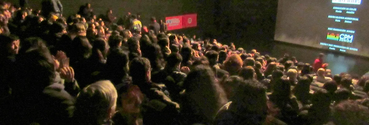 Con masiva concurrencia se estrenó documental de dirigente del FPMR “Raúl Pellegrin, comandante José Miguel” en Valparaíso