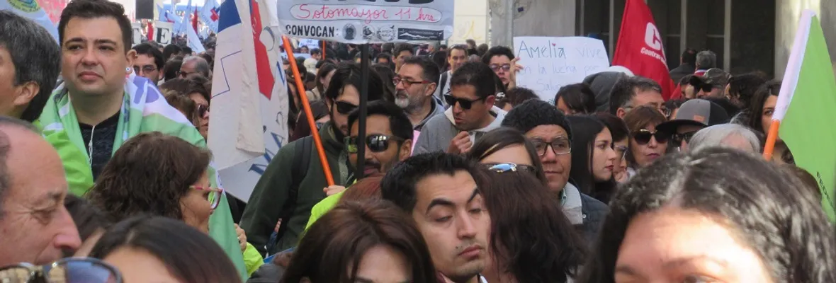 Valparaíso | Masiva marcha por el derecho a una salud digna
