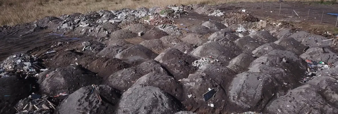Las impactantes imágenes del relleno y destrucción de humedal en Hualpén