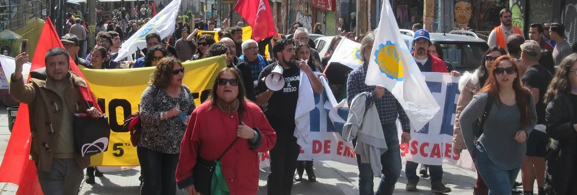 Protesta en medio de simulacro de tsunami en Valparaíso