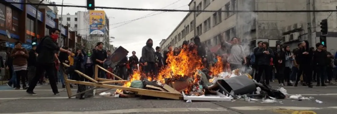 ESPECIAL GRÁFICO | Protesta contra alza de pasajes se transforma en revuelta nacional