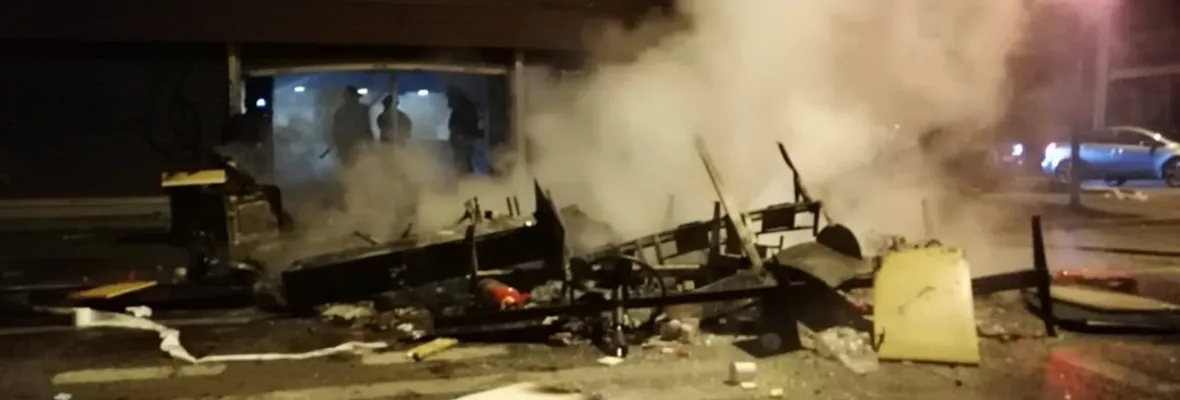 VIDEO | En Osorno queman oficinas de ESSAL tras abuso y contaminación empresarial