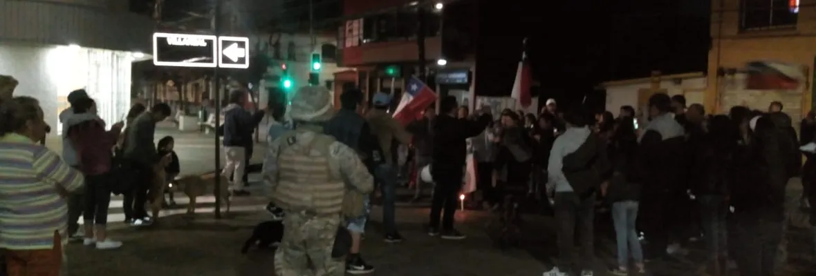 Múltiples cacerolazos desafían el toque de queda en el Gran Concepción