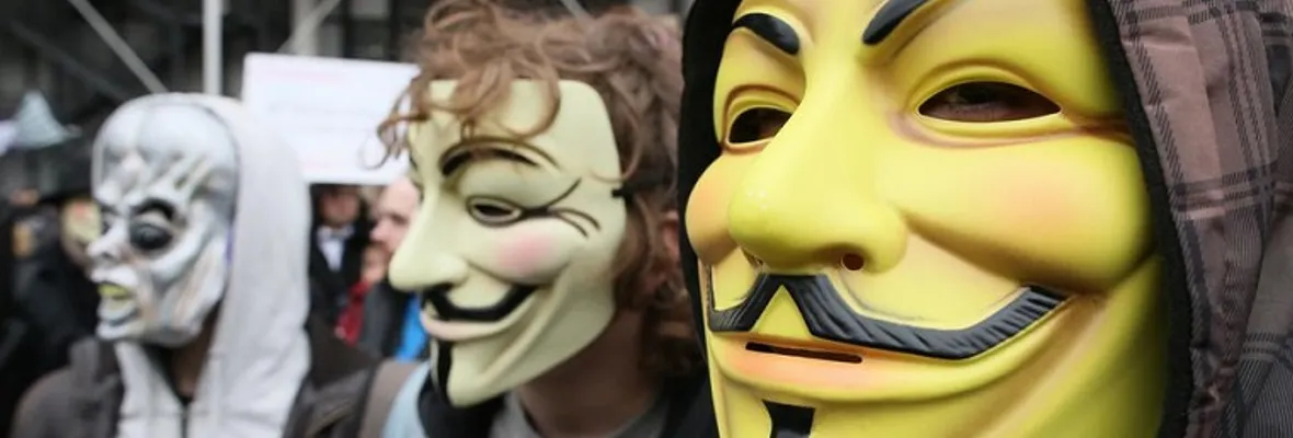 Hackers apoyan protestas: Anonymous filtró los datos de todos los "Pacos de Chile"