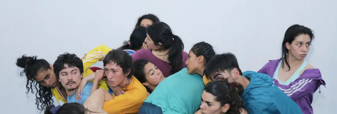 Danza | Jóvenes bailarines estrenan obra que aborda la experiencia colectiva desde lo coreográfico