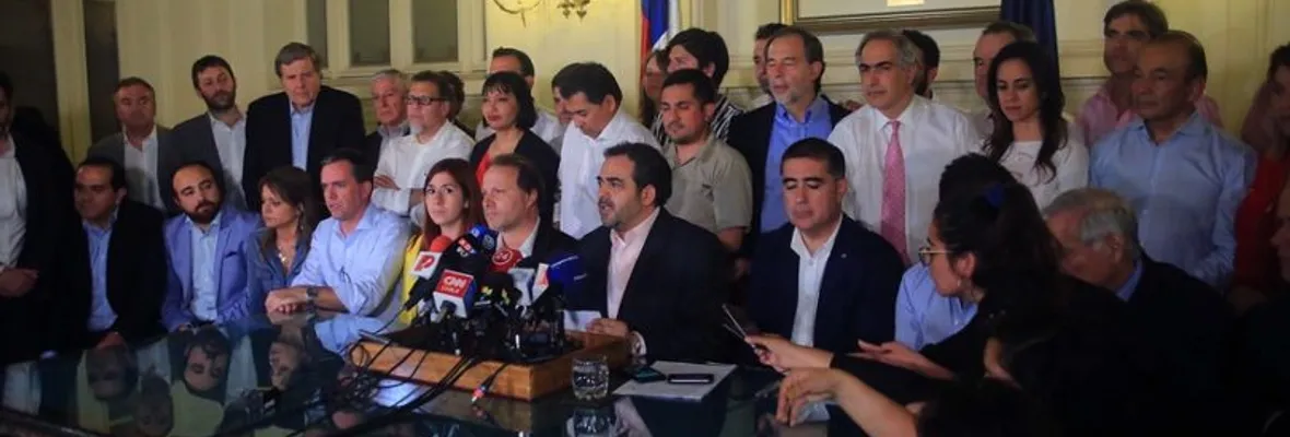 AUDIO | Cerro a la Izquierda: Desmenuzando el acuerdo de los partidos para la nueva constitución