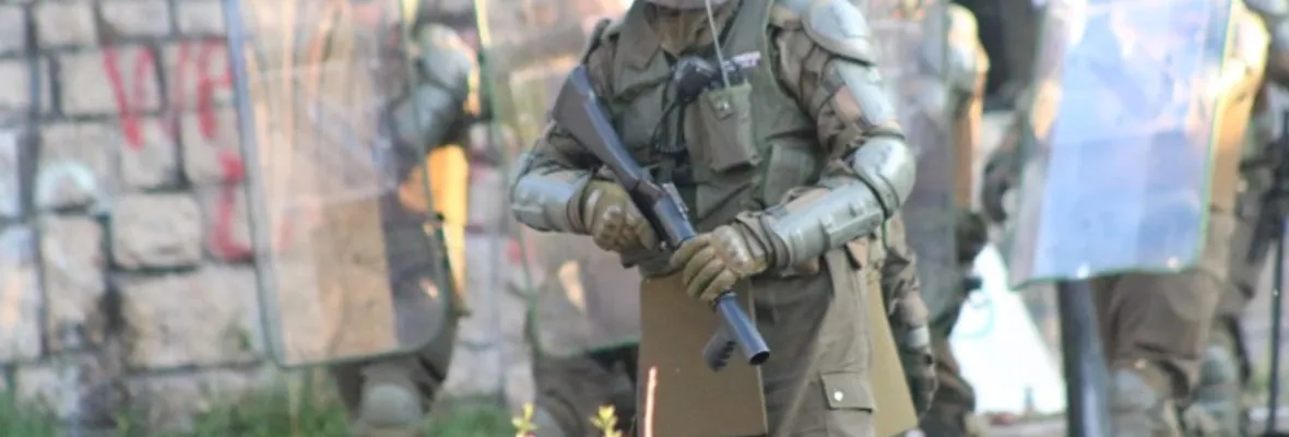 Human Rights Watch: Carabineros ha cometido graves violaciones a los DDHH y hace llamado urgente a reformar la institución