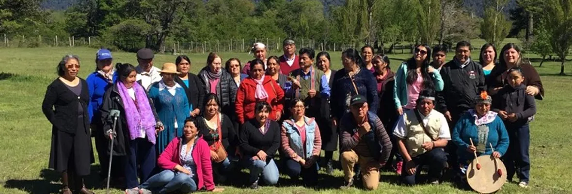 Ante un segundo aniversario de fatal accidente de lawentuwugelu (agentes de salud) de Tirúa, familiares exigen justicia