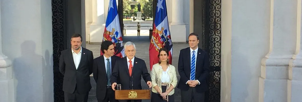Piñera propone 350 mil pesos de ingreso mínimo ad portas de una huelga general que exige 500 mil