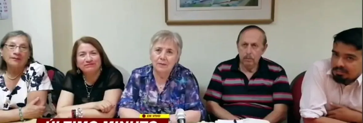 Denuncian que Mun. de Talcahuano no pagará sueldos a docentes con hasta 40 años de servicio