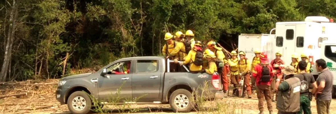 Brigadistas de CONAF agradecen ayuda enviada por comunidad de Nonguén para combatir incendios en el Gran Concepción