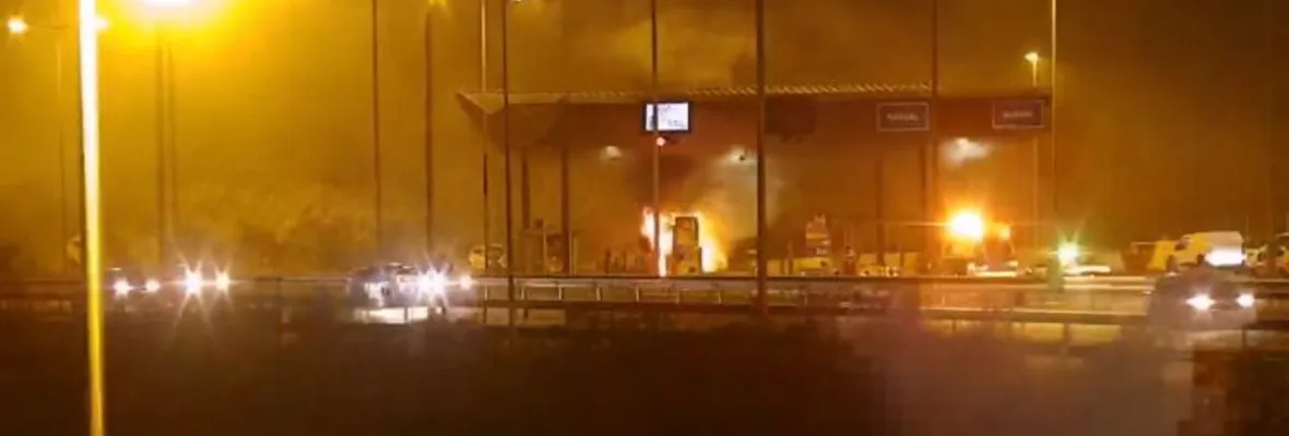 Alzas de peajes en regiones desatan la furia de la ciudadanía