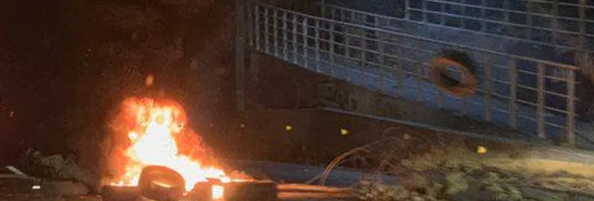 Concepción amaneció con barricadas en la mañana del llamado a “Tomazo” de estudiantes, a 30 años del “fin” de la dictadura